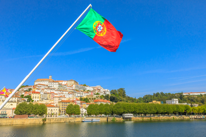 /pt/noticia/post/estudar-em-portugal-conheca-coimbra-cidade-dos-estudantes-e-patrimonio-mundial?display=vivaportugal