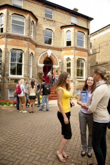 Select English London