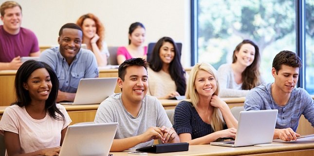 /pt/noticia/post/viva-essa-experiencia-saiba-como-estudar-ingles-em-uma-universidade-internacional-no-salao-do-estudante