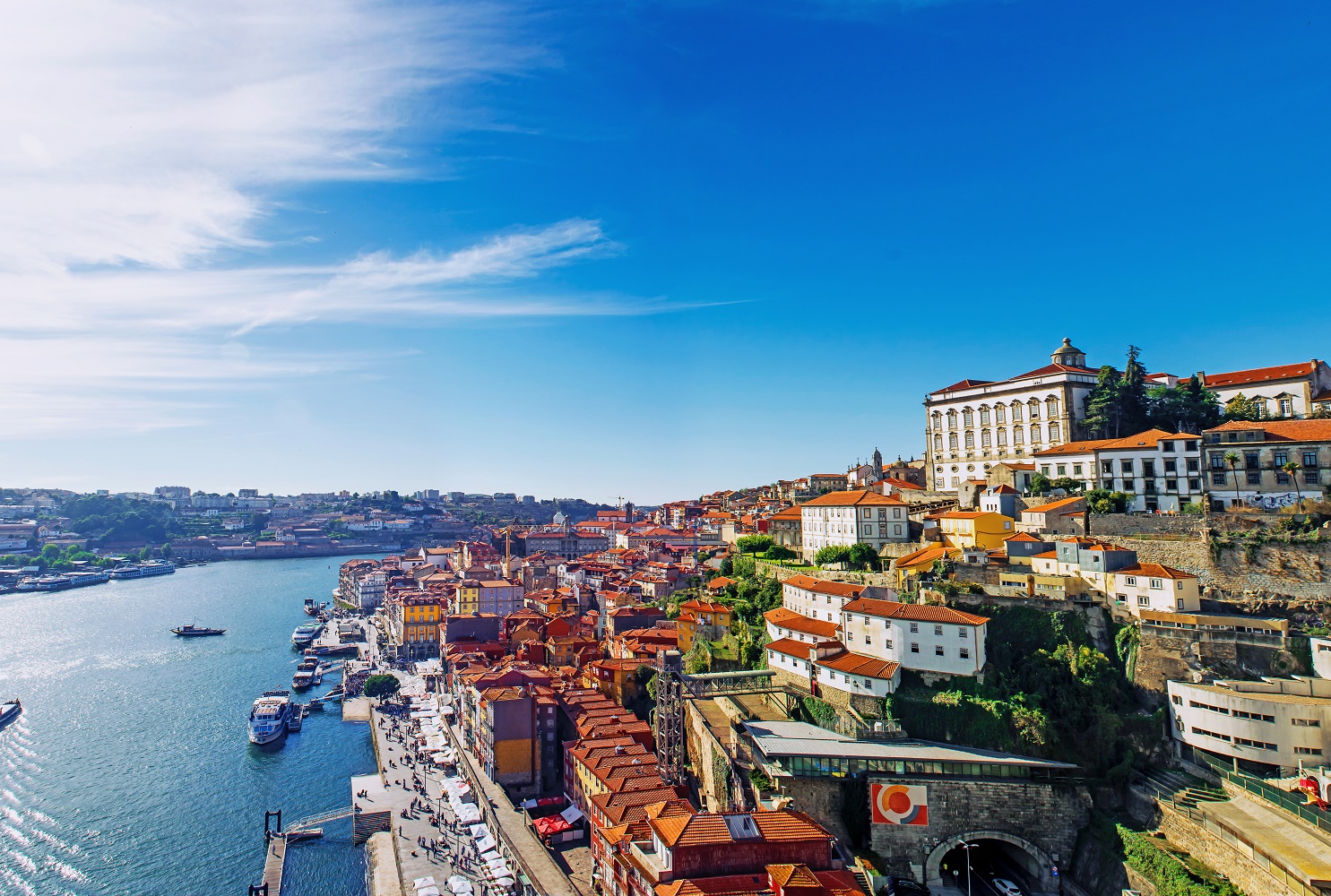 /pt/noticia/post/quer-estudar-ou-morar-em-porto-saiba-detalhes-sobre-segunda-maior-cidade-de-portugal?display=vivaportugal