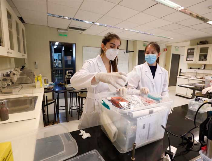 Laboratorio Ciencias Biológicas