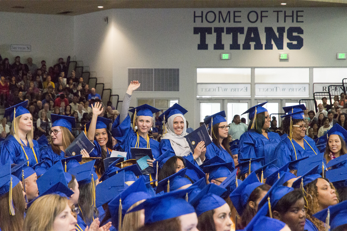 Graduados da Tacoma Community College