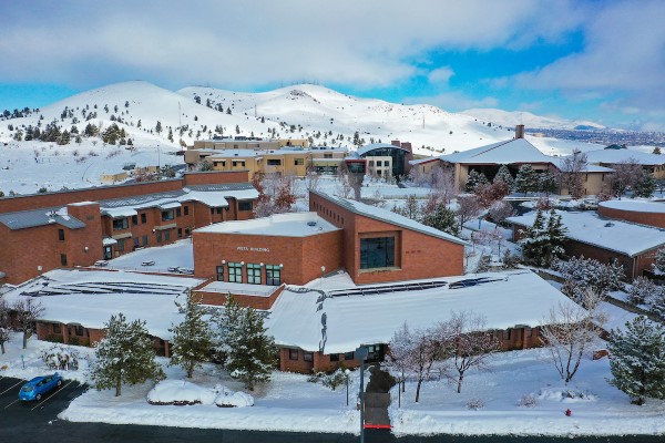 truckee-meadows-community-college-nevada-usa-mountains