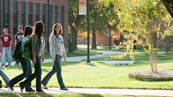 College in the US and around the world: mind the differences