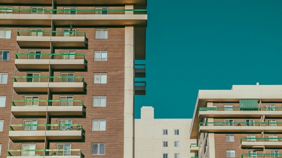 Como encontrar acomodação no exterior antes de partir?