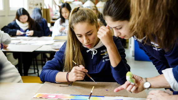 Notre Dame: Preparing Young Women for College