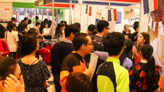 “Du học kép” là nấc thang phát triển mới của giáo dục quốc tế?